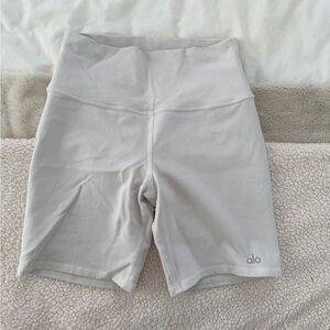 ALO Yoga Light Gray Bike Shorts